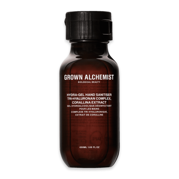 Braune Flasche Grown Alchemist Hydra-Gel Hand Sanitiser mit Hyaluron-Komplex und Corallina-Extrakt, 50ml.