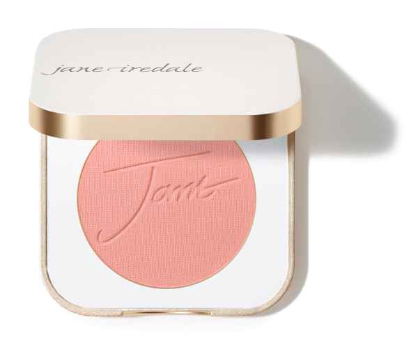 Jane Iredale Clearly Pink Blush in weißer, quadratischer Verpackung mit goldener Kante.
