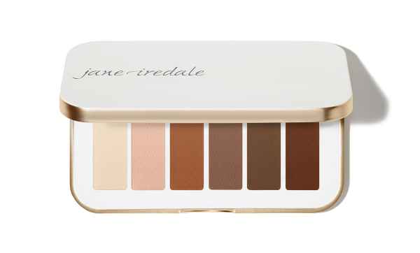 Jane Iredale Lidschatten-Palette 'Naturally Matte' mit sechs Farbtönen in einem weißen Etui.