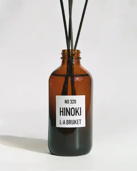 L:A BRUKET No. 320 Room Diffuser Hinoki Raumduft