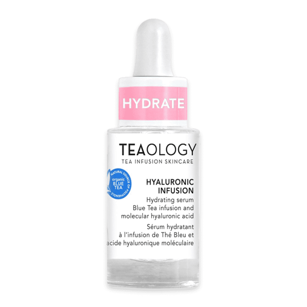 Teology Hyaluronic Infusion Serum mit blauer Tee-Infusion und Hyaluronsäure in einer weißen Flasche mit Pipette.