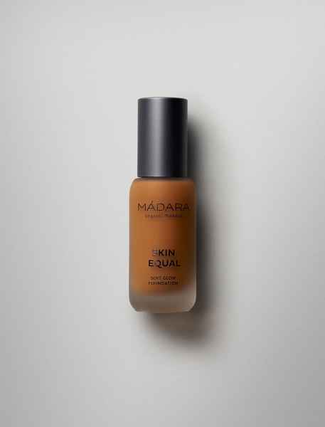 MADARA Organic Skincare SKIN EQUAL Foundation, #80 FUDGE MDH 30.03.26