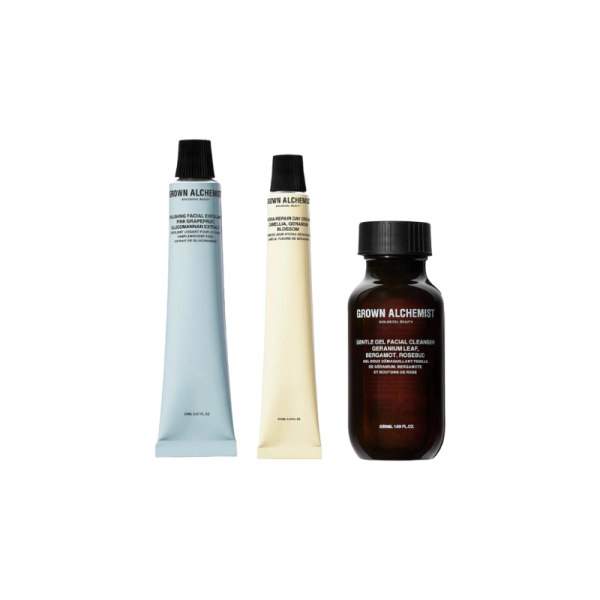 Grown Alchemist Face Mini Favorites Kit mit zwei Tuben und einer Flasche auf weißem Hintergrund.