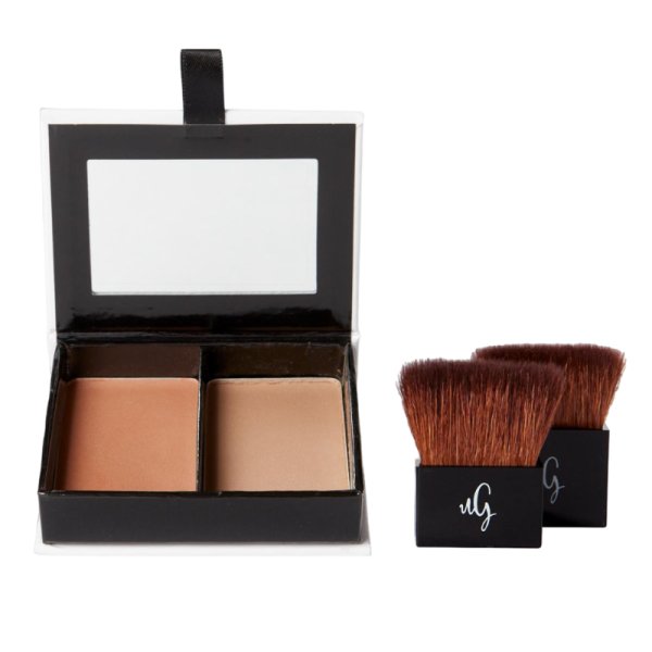 UND GRETEL SUNNE Contouring Puder in zwei Farbtönen mit zwei Pinseln.