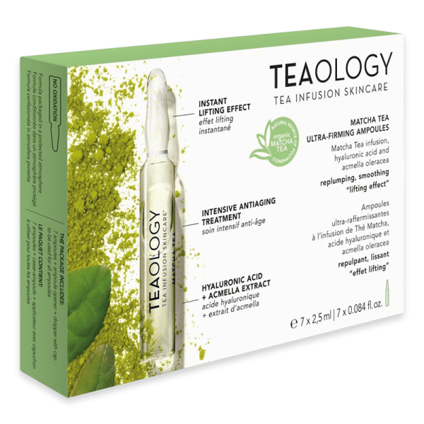 Verpackung von TEAOLOGY Matcha Tea Ultra-Firming Ampoules mit Text zu Lifting-Effekt, Anti-Aging-Behandlung und Hyaluronsäure.