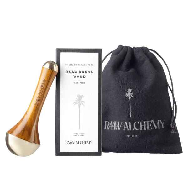 RAAW Alchemy Kansa Zauberstab mit Verpackung und schwarzem Beutel.