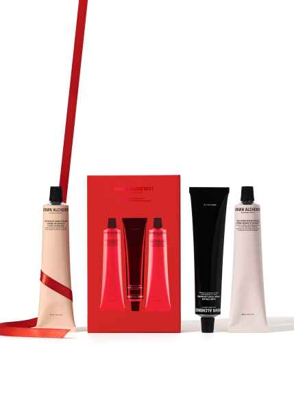 Grown Alchemist Trio Hand Cream Kit mit roter Geschenkbox und drei Handcremes in verschiedenen Farben.