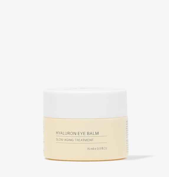 Ein Tiegel Hyaluron Eye Balm Slow-Aging Treatment, 15 ml, auf weißem Hintergrund.