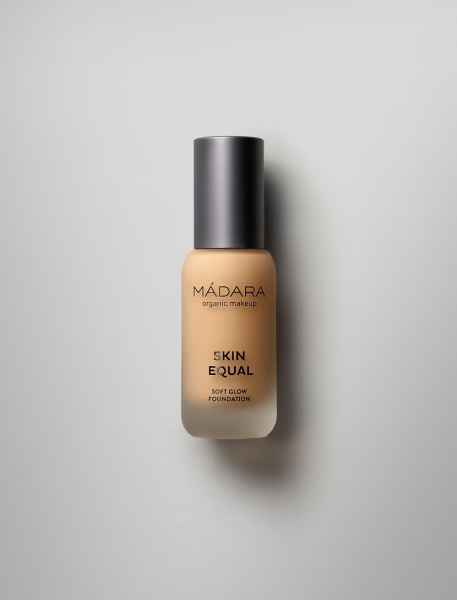 MADARA Organic Skincare SKIN EQUAL Foundation, #50 GOLDEN SAND
