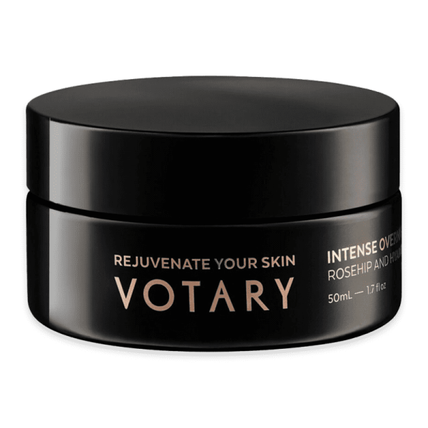 Votary Intense Overnight Mask mit Hagebutte und Hyaluron, 50ml, schwarzer Tiegel mit goldener Schrift.