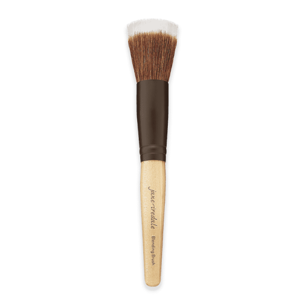 Make-up-Pinsel mit braunen Borsten und hellem Holzgriff, auf dem 'jane iredale' und 'Blending/Contouring' steht.