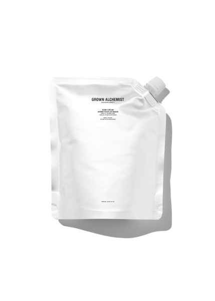 Nachfüllpackung Grown Alchemist Handcreme Vanille & Orangenschale, weißer Beutel mit Schraubverschluss, Schatten rechts.