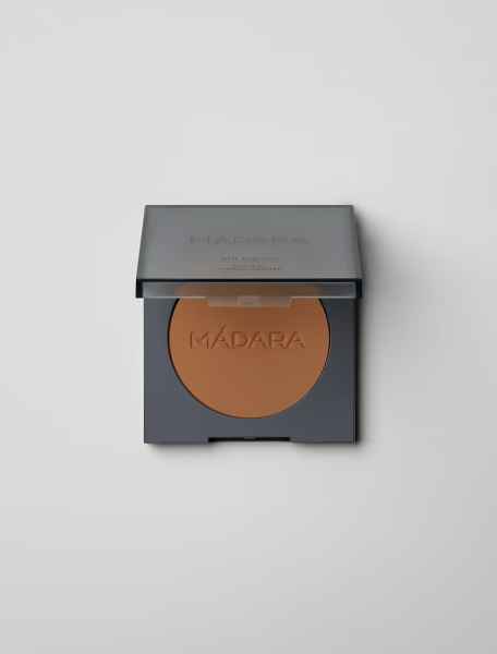 MADARA Organic Skincare AIR EQUAL Soft Silk Mineral Powder, #3 DEEP