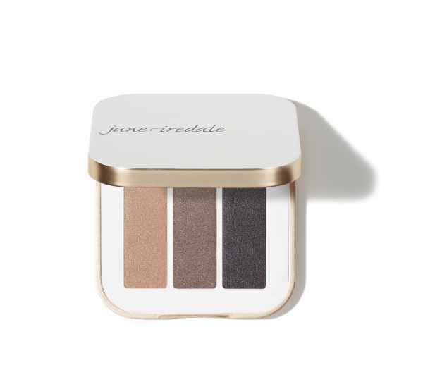 Jane Iredale Lidschatten-Trio in Brauntönen in einer weißen Verpackung.