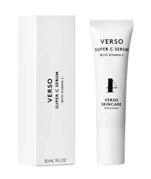 Verso Super C Serum mit Vitamin C, 30 ml Flasche und Verpackung, weißer Hintergrund.