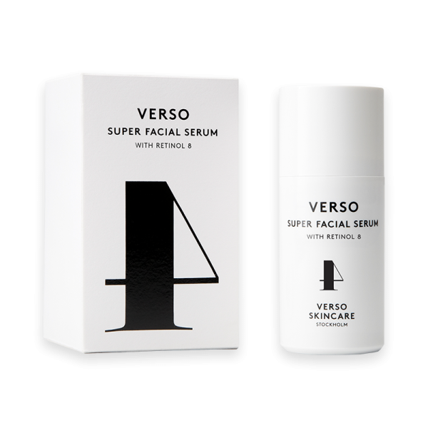 Verso Super Facial Serum mit Retinol 8, Produktbild mit Verpackung und Flasche.