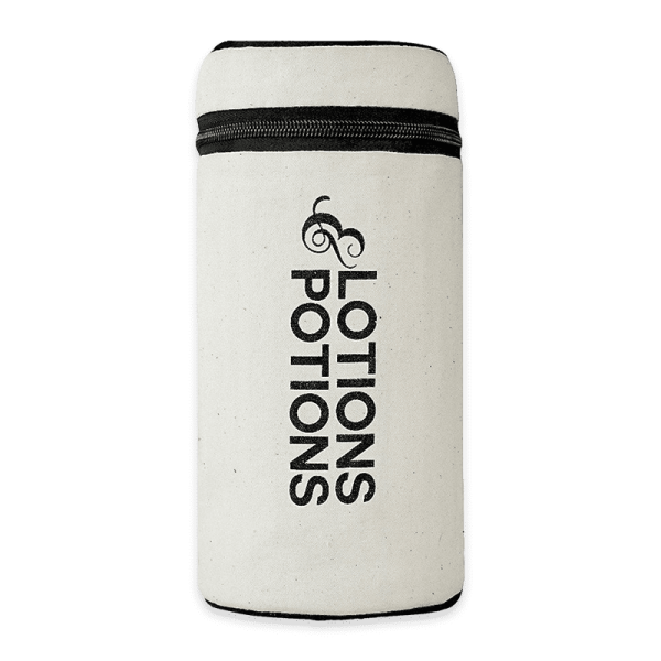 Kosmetiktasche aus Naturstoff mit schwarzem Reißverschluss und Aufschrift 'Lotions & Potions'.